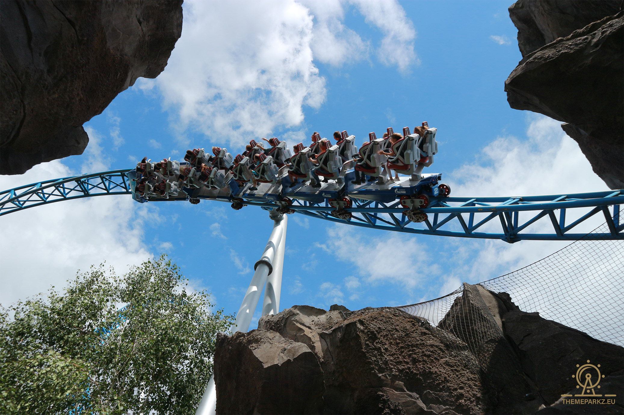 Blue Fire Megacoaster – Europa-Park – Themeparkz.eu